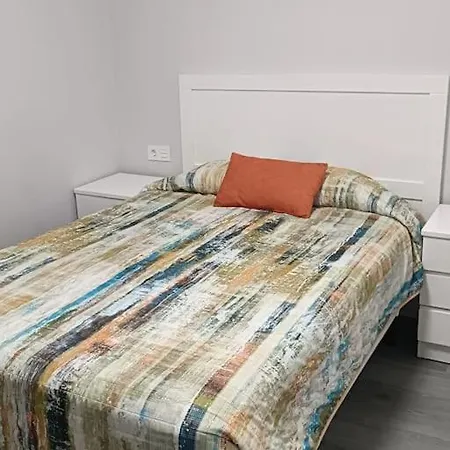 Piso En El Barrio De Ariznavarra 公寓